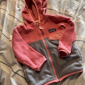EUC Patagonia zip up hoodie